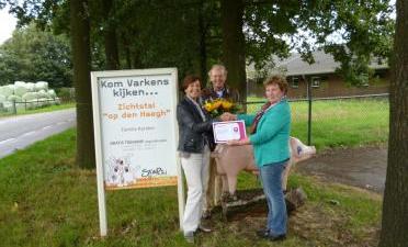 Mw. Peeraer uit Sevenum winnaar van de Varkensweetjes Quiz